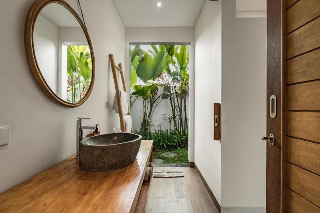 Luxury Escape 6 Bedroom Tropical Private Villa Cyn Ubud Exterior foto
